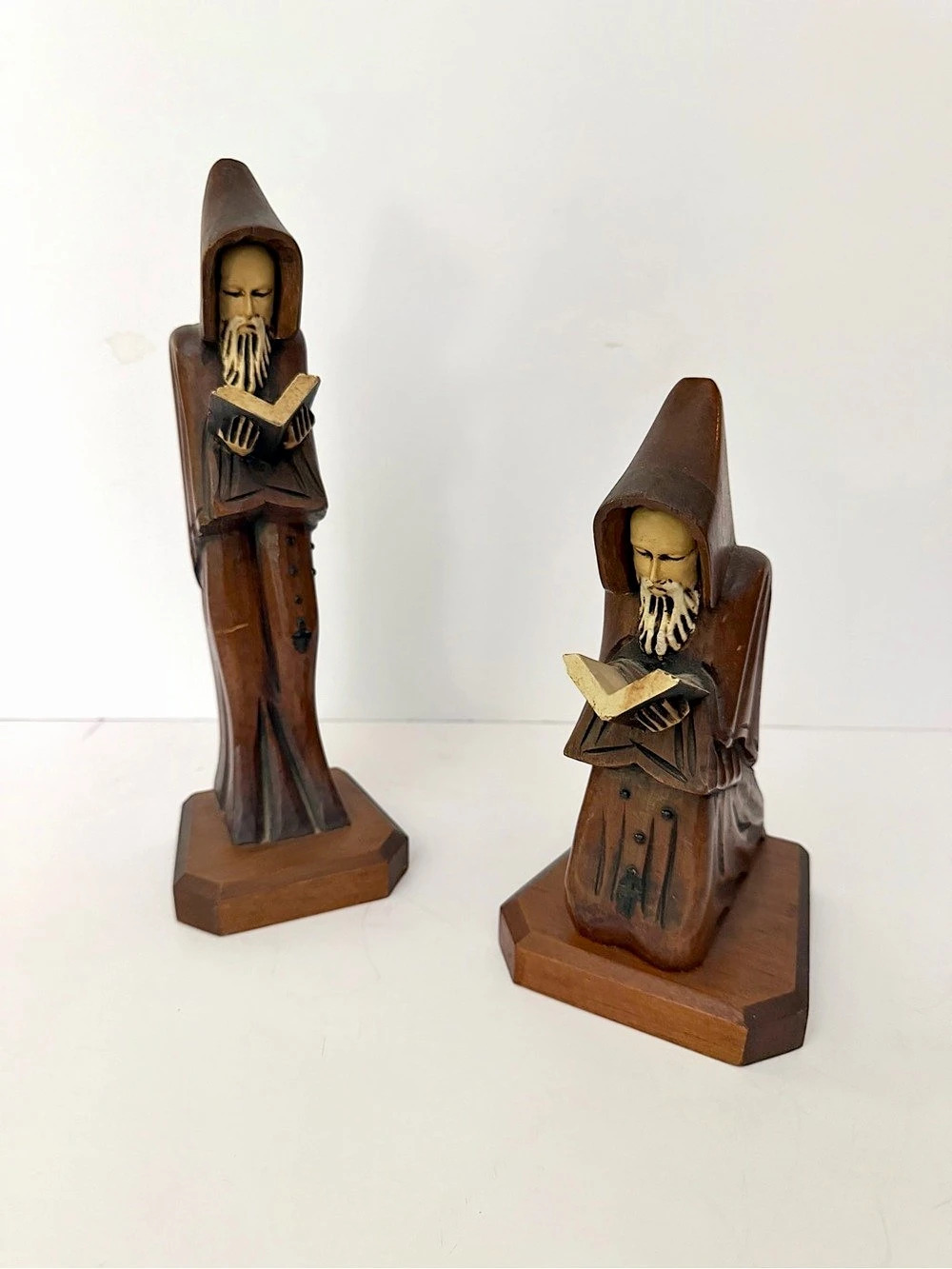 Mid century Carved Wooden Religious Figures : 2 Monks Reading Scripture *EXC